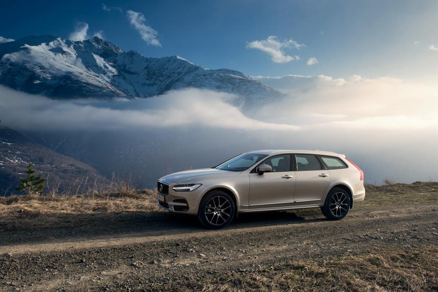  Volvo V90 T6 Cross Country 2016 года  (фото 98 из 104)